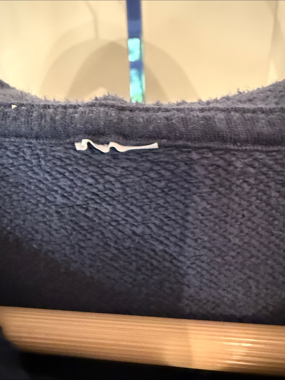 Alo Yoga Navy Blue Cropped Full Zip Hoodie Sweatshirt Logo Athleisure - Picture 5 of 14